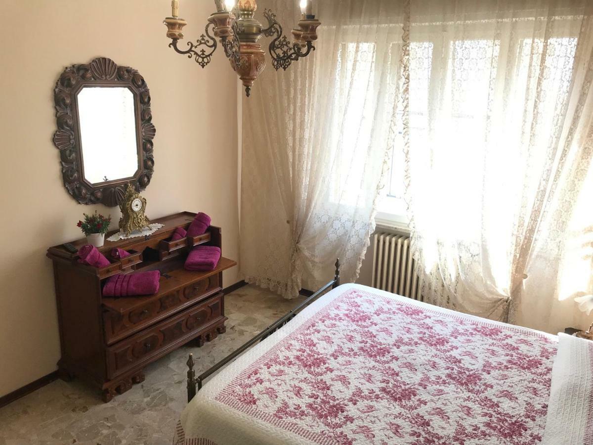 La Lanterna Di Lida E Beppe Bed and Breakfast Pisa Buitenkant foto