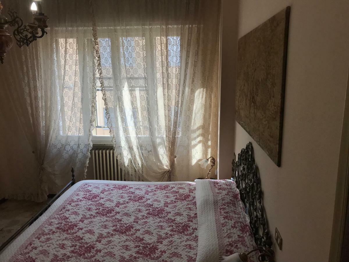 La Lanterna Di Lida E Beppe Bed and Breakfast Pisa Buitenkant foto