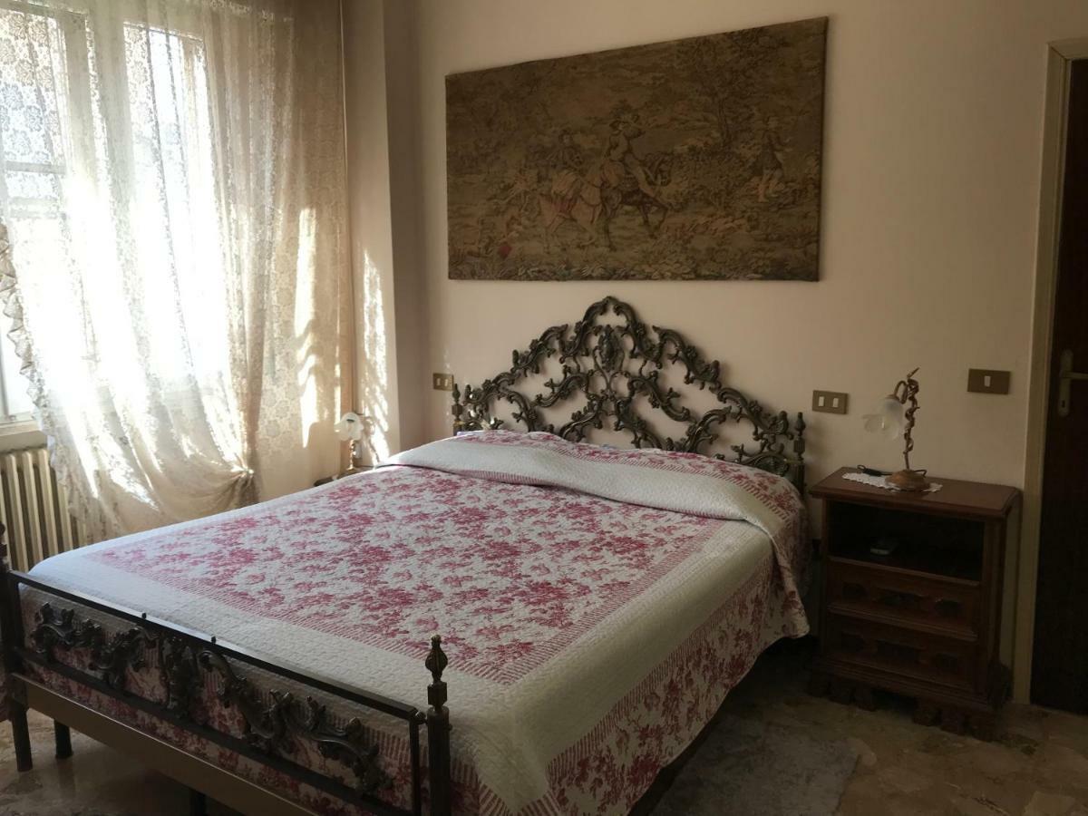 La Lanterna Di Lida E Beppe Bed and Breakfast Pisa Buitenkant foto